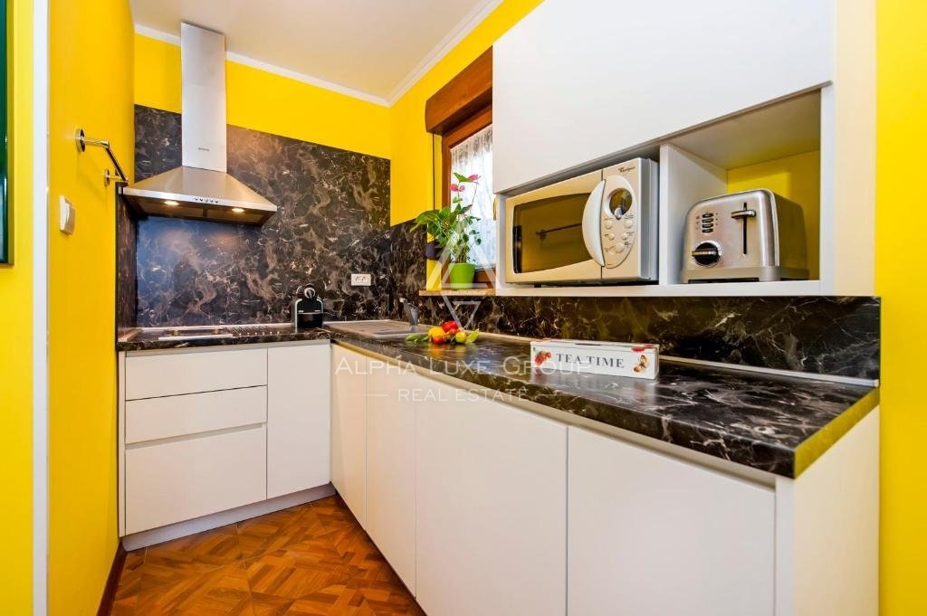 Istra, Rovinj – Apartmajska hiša na mirni lokaciji z odličnim potencialom za oddajo