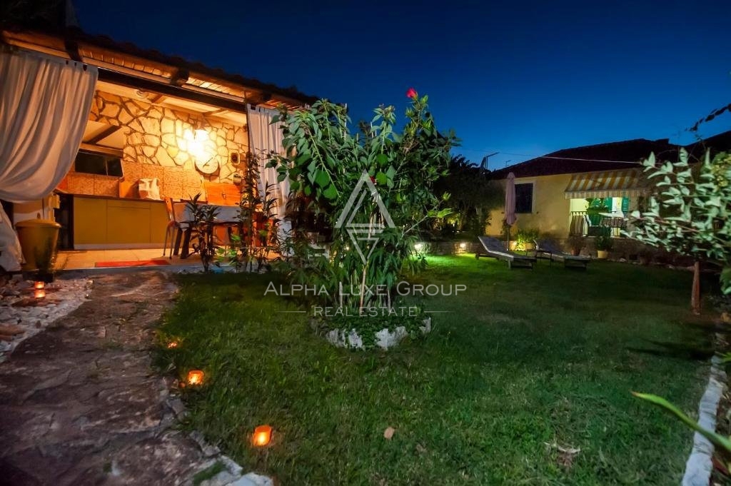 Istra, Rovinj – Apartmajska hiša na mirni lokaciji z odličnim potencialom za oddajo