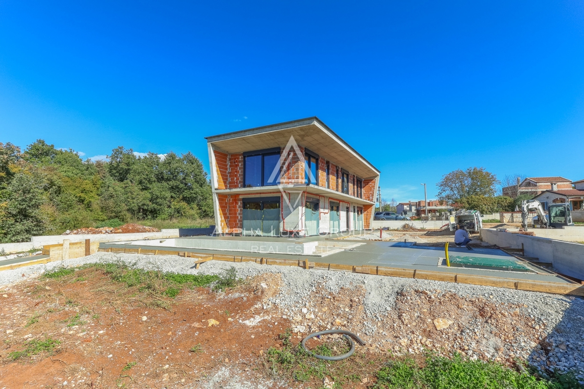 Poreč - Sodobna vila z bazenom