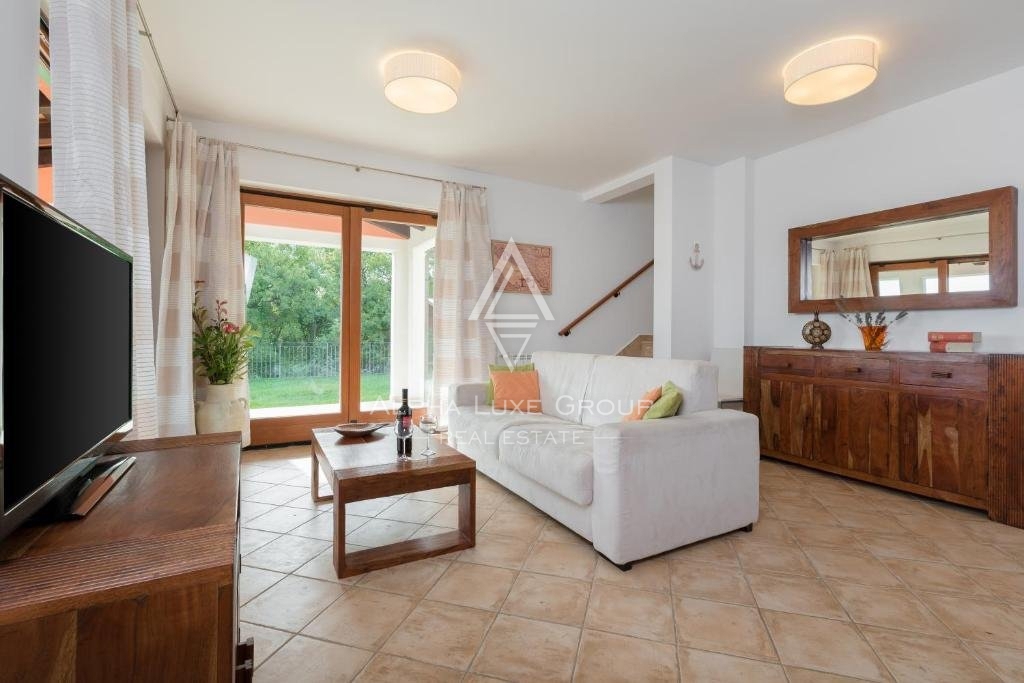 Rabac: Ekskluzivna vila z dvema apartmajema in skupnim bazenom