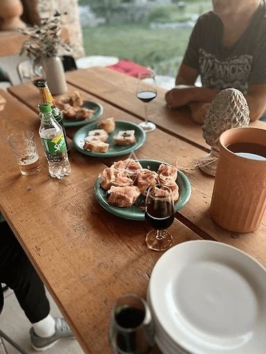 Labin, Istra: Idilična Hiša z Bazenom v Mirnem Okolju