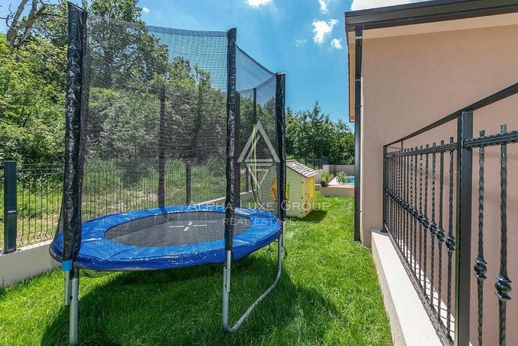 Labin, Istra - Eleganten 205 m² vila z bazenom
