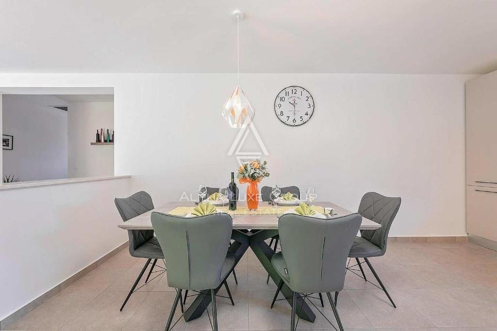 Labin, Istra - Eleganten 205 m² vila z bazenom