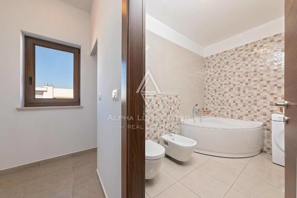 Labin, Istra - Eleganten 205 m² vila z bazenom