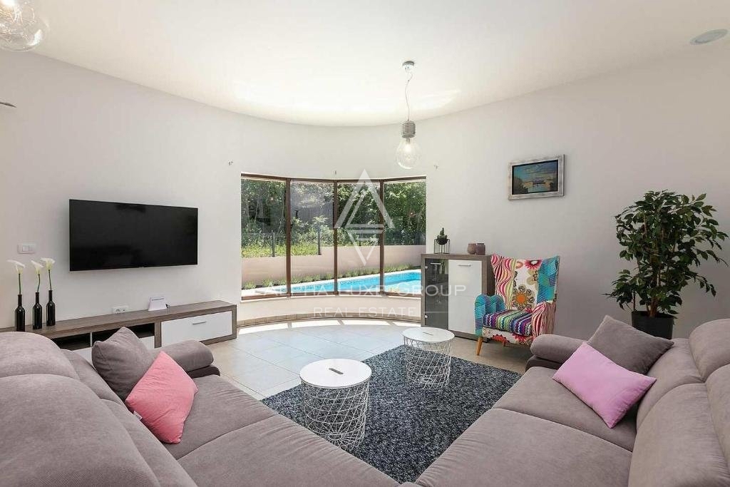 Labin, Istra - Eleganten 205 m² vila z bazenom