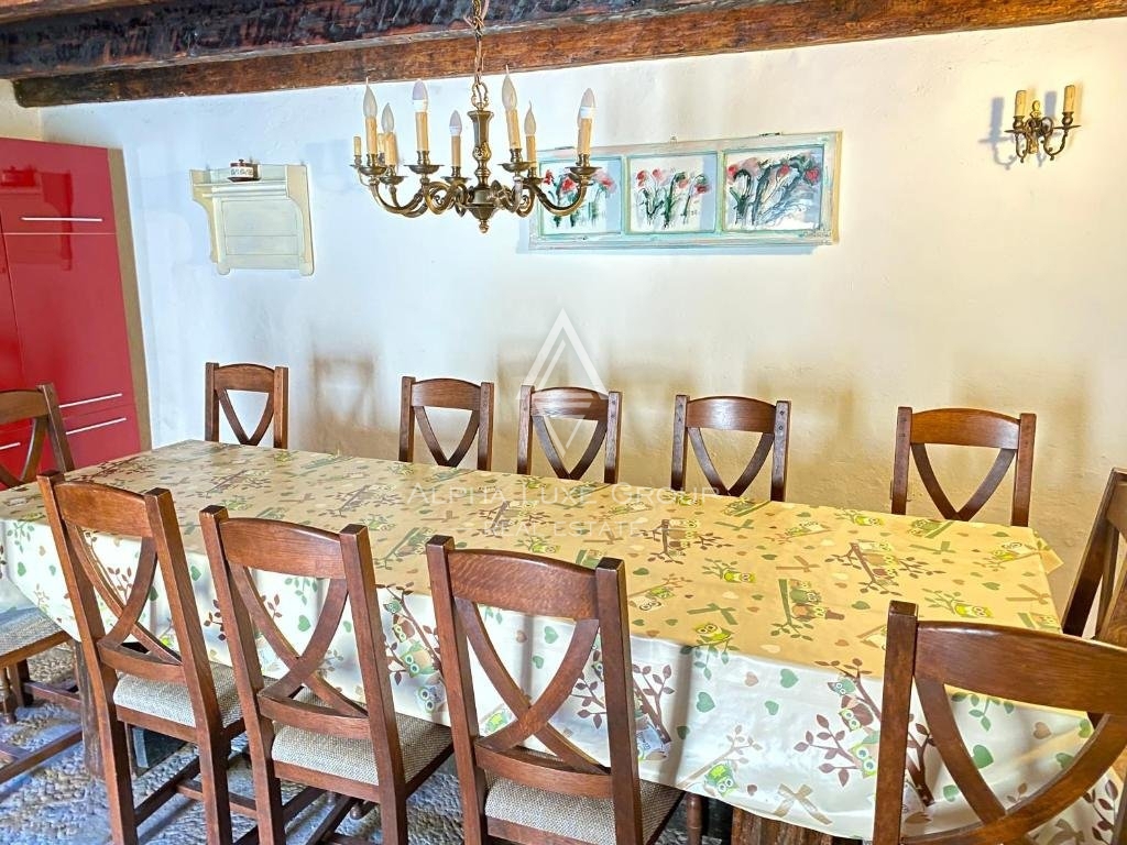 Elegantno Kmetijsko Posestvo v Višnjanu, Istrija: Zadih Jemajoč Pogled na Morje