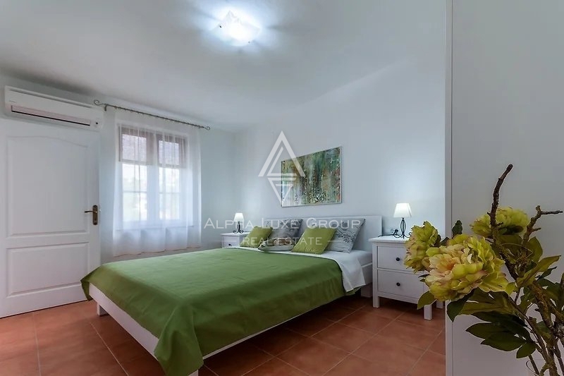 Čudovita posest z bazenom v Barbanu, Istra - Čaka vas idilično zatočišče