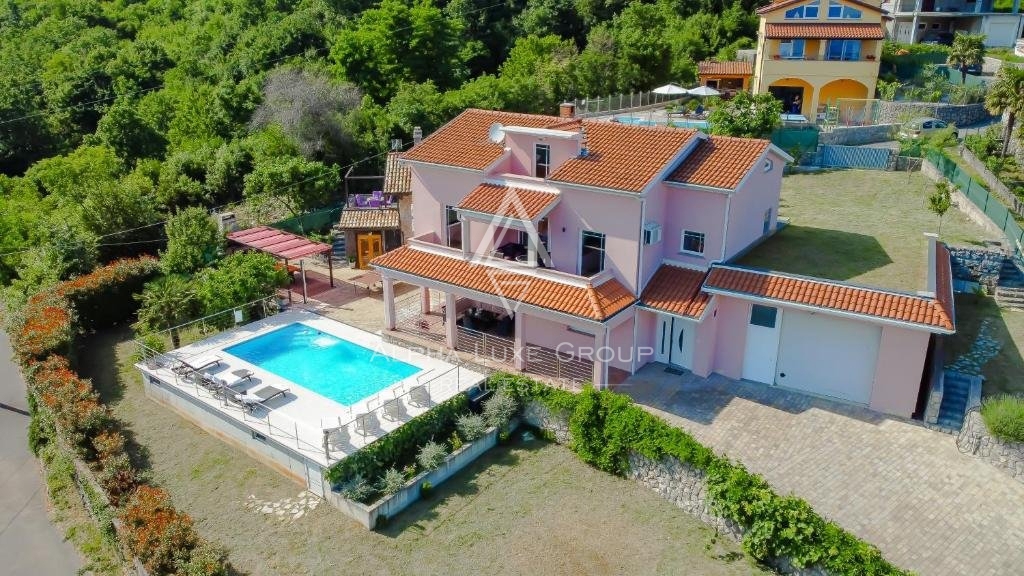 Čudovita vila z bazenom in pogledom na morje, Istra, Opatija