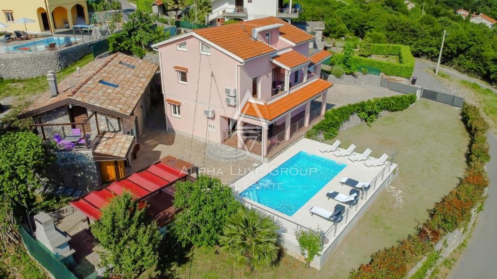 Čudovita vila z bazenom in pogledom na morje, Istra, Opatija