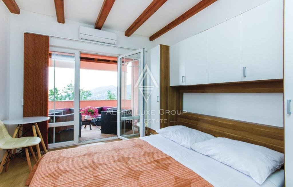 Čudovita vila z bazenom in pogledom na morje, Istra, Opatija