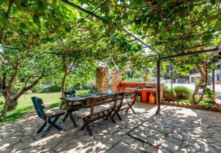 Očarljiva hiša z bazenom in pogledom na morje. Istra, Medulin