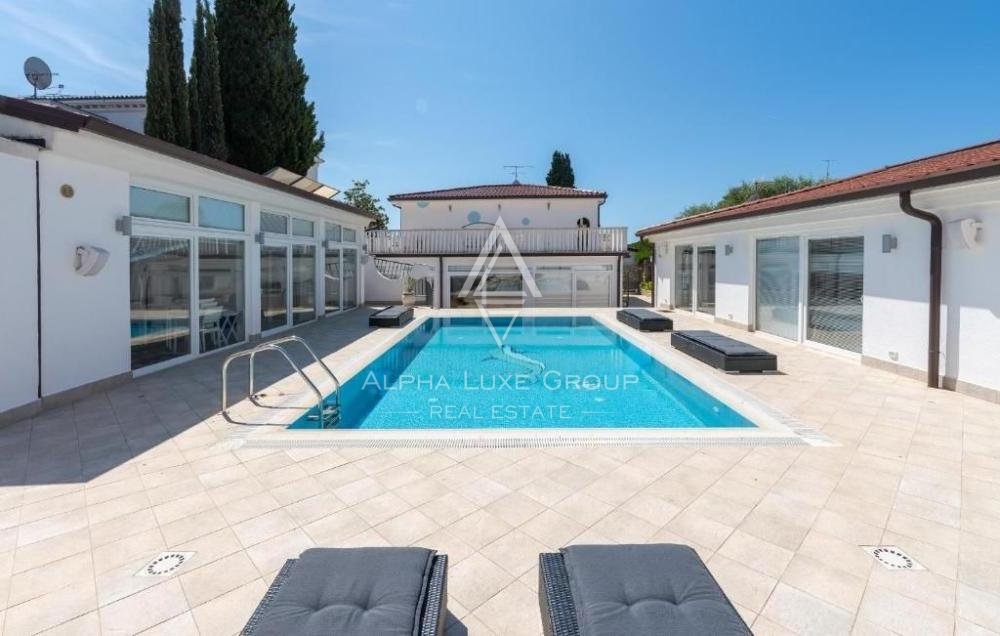 Čudovita vila z bazenom blizu morja, Istra, Umag