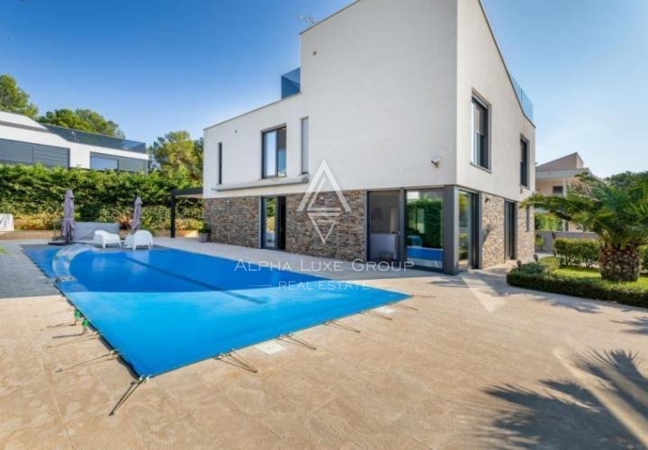 Hiša Fažana, 300m2