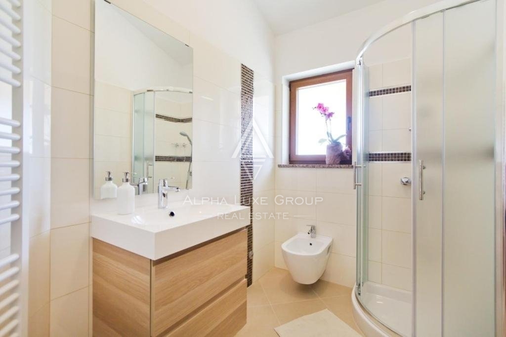 Očarljiva vila z bazenom, isytia, labin
