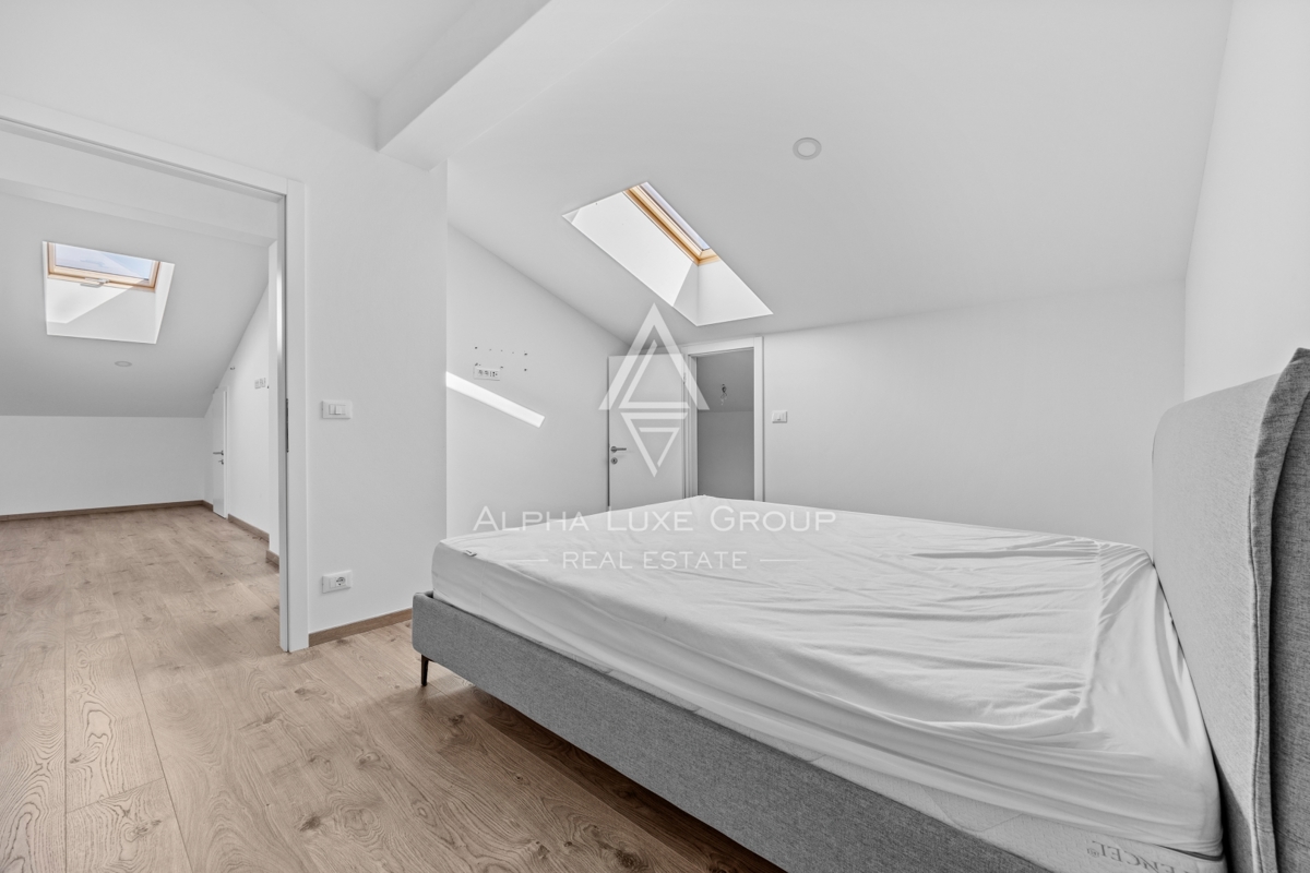 Rovinj, Istra – Prostoren dupleks, moderen dizajn