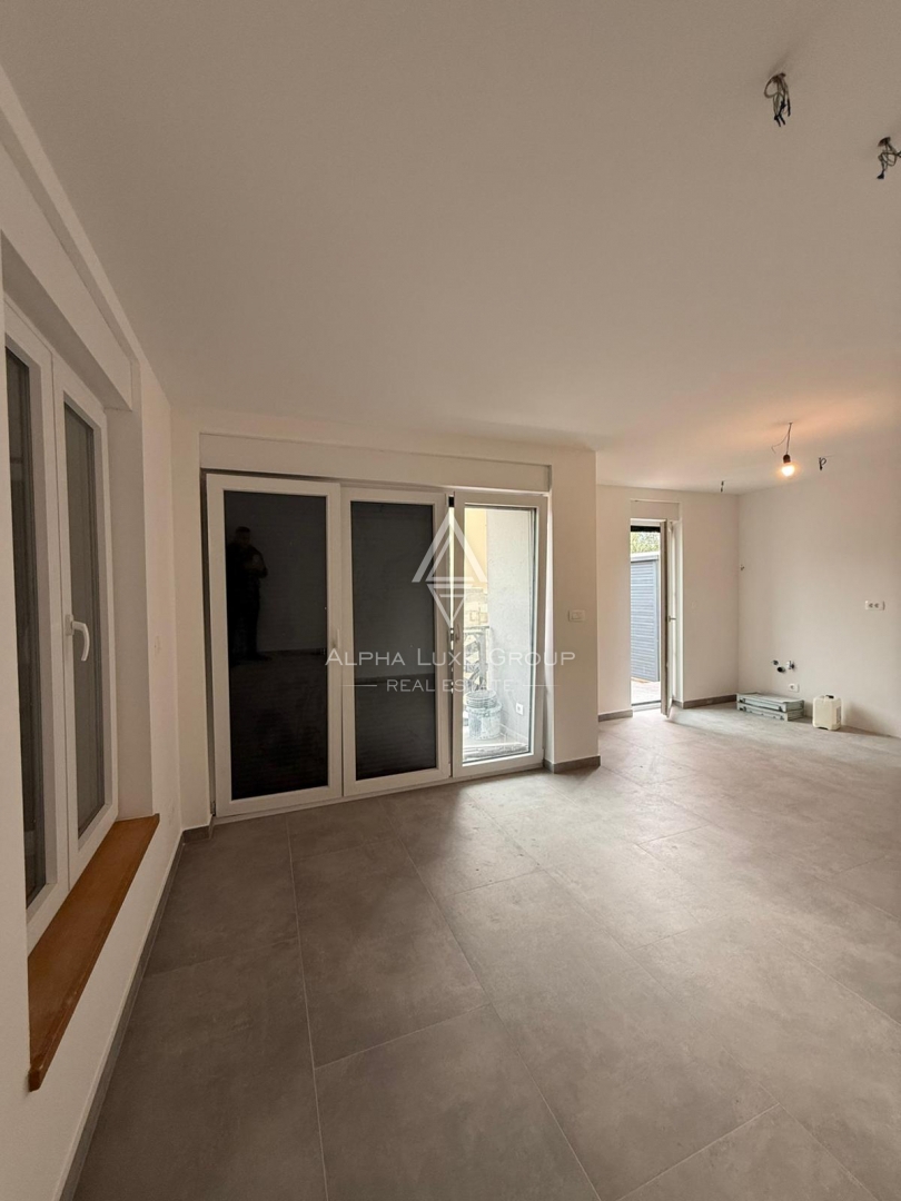 Istra, Umag: Stanovanje v pritličju z dvoriščem