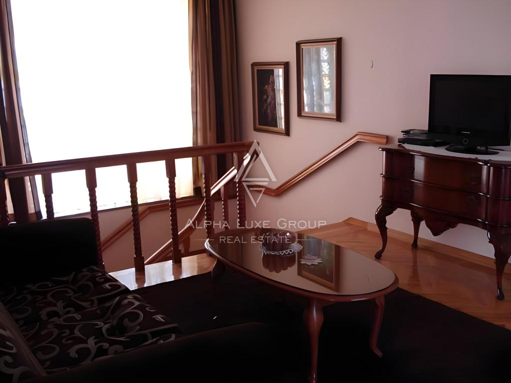 Istra, Umag – Elegantna vila ob morju z bazenom