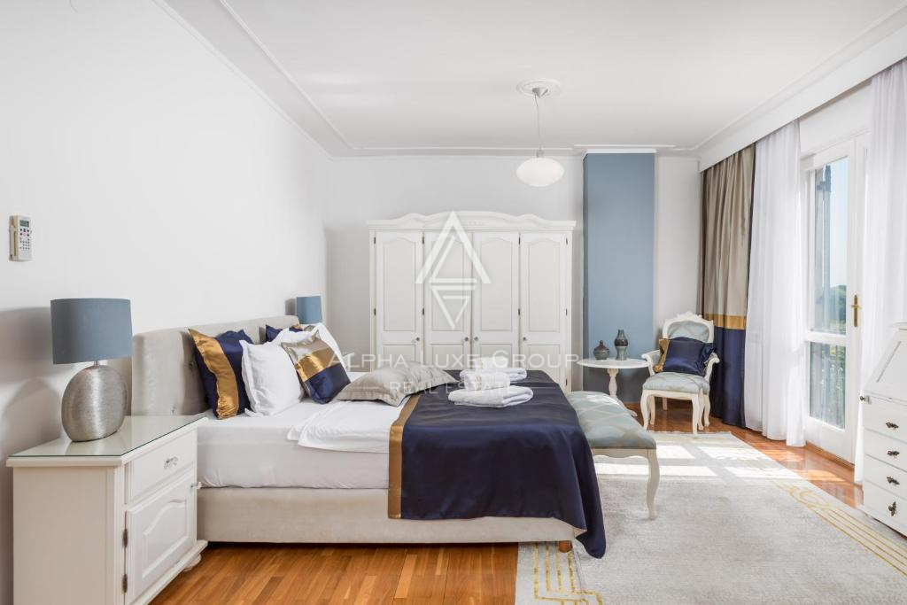 Istra, Umag – Elegantna vila ob morju z bazenom