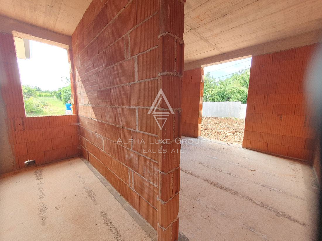 Istra, Višnjan: Samostojna hiša z bazenom