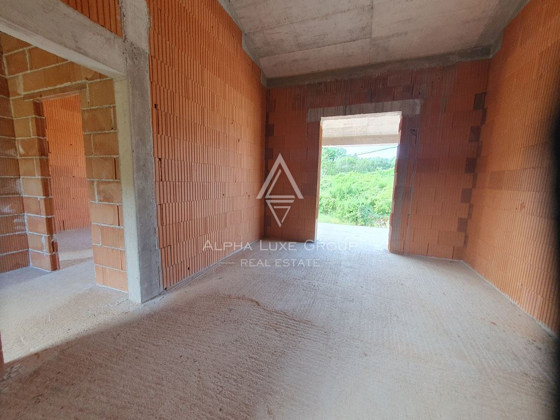 Istra, Višnjan: Samostojna hiša z bazenom