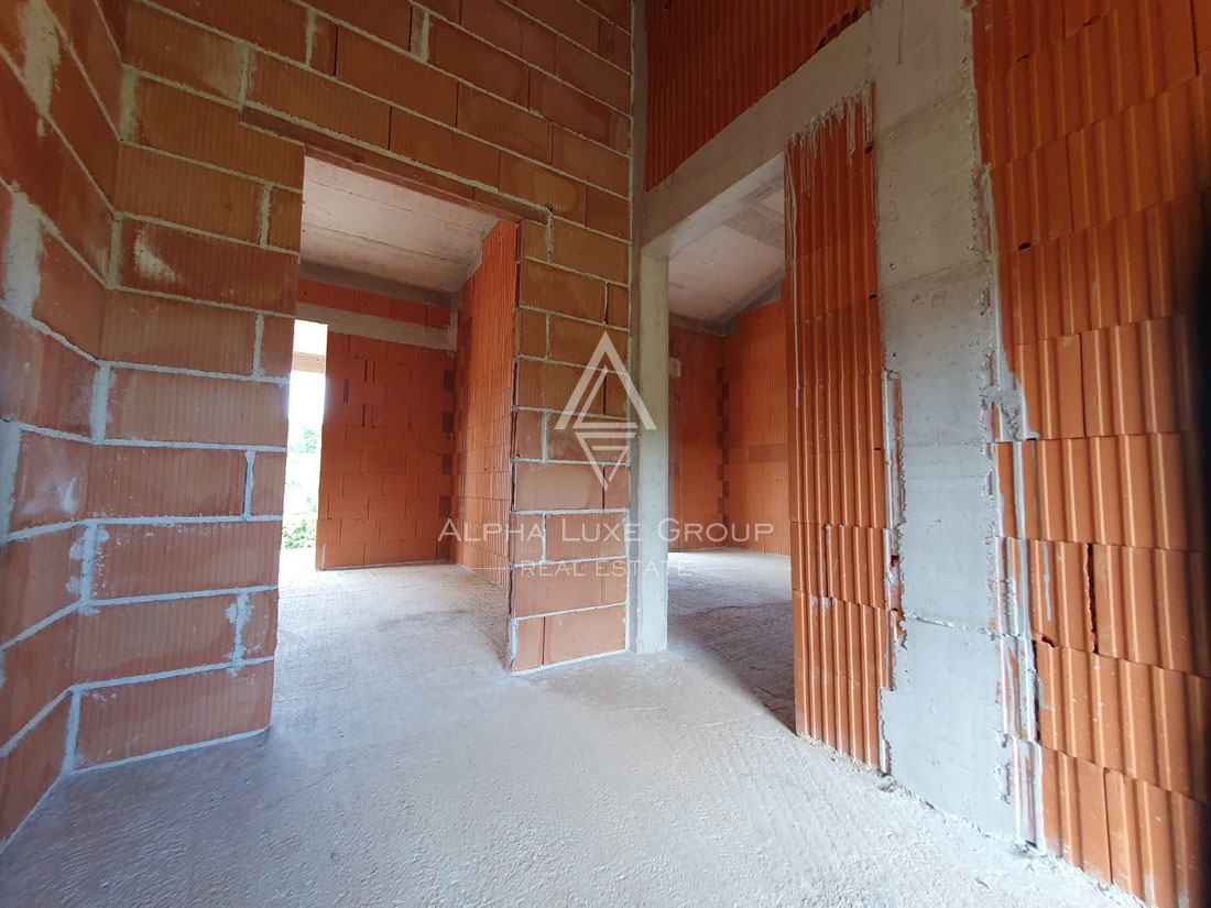 Istra, Višnjan: Samostojna hiša z bazenom