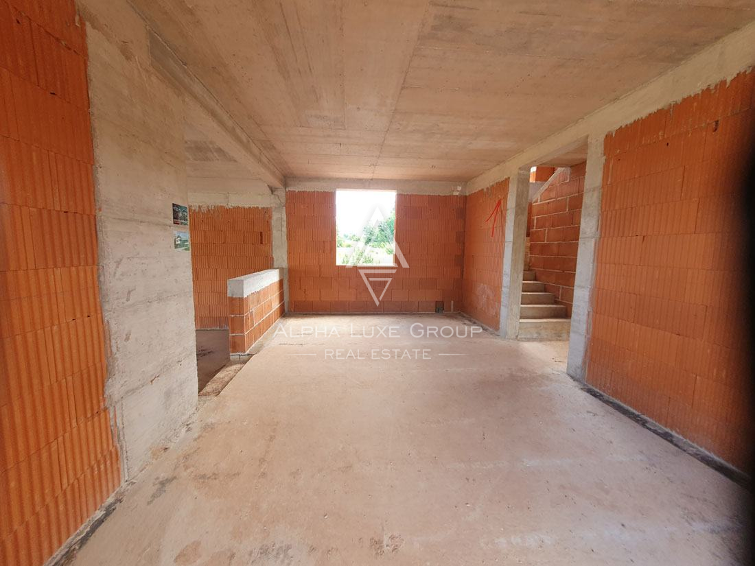 Istra, Višnjan: Samostojna hiša z bazenom