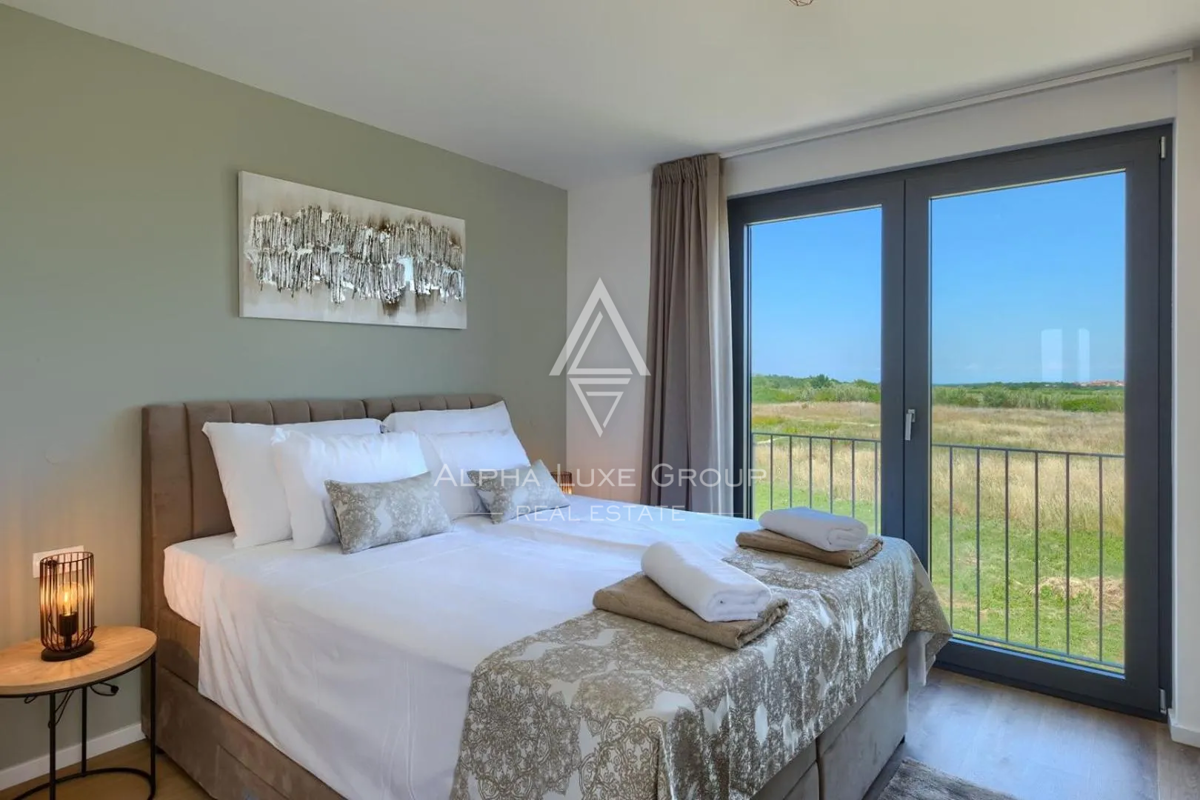 Istra, Brtonigla: Luksuzna vila s pogledom na morje