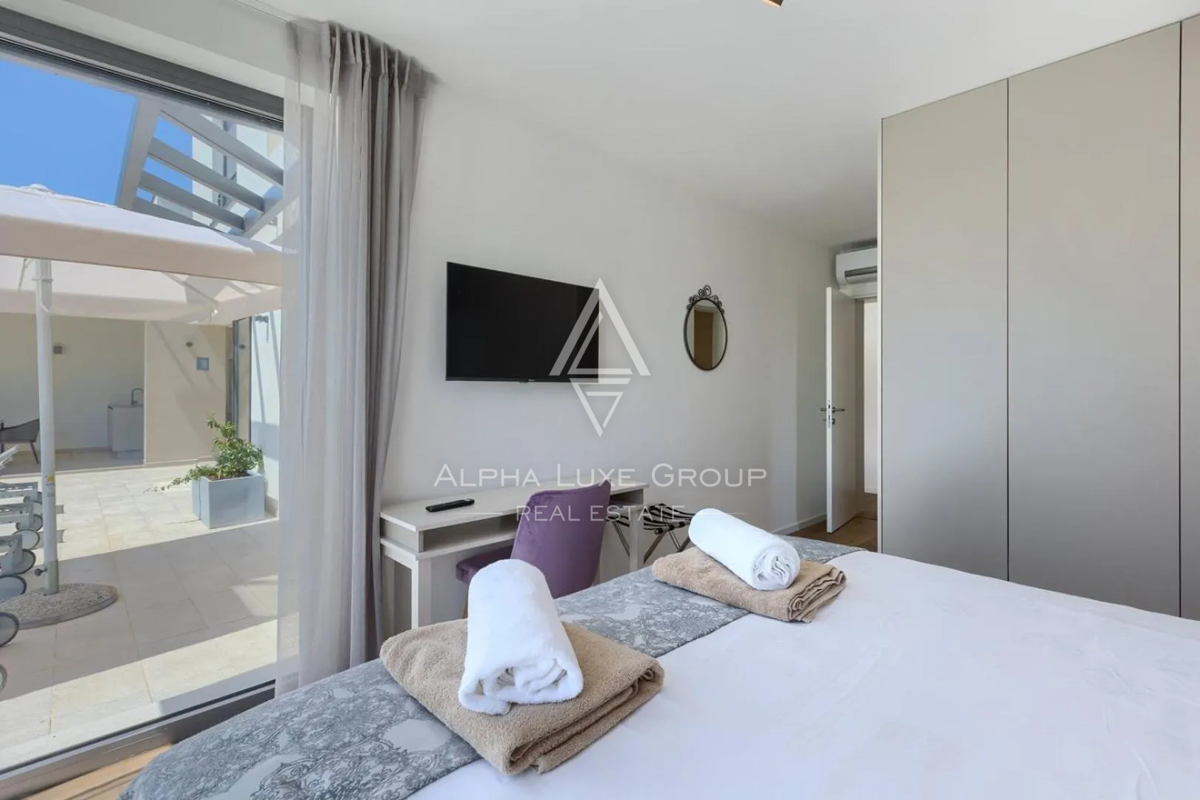 Istra, Brtonigla: Luksuzna vila s pogledom na morje