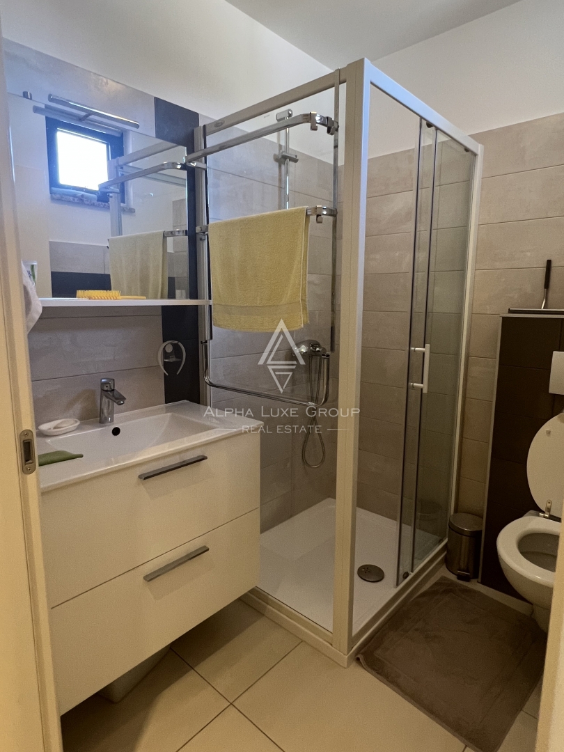 Istra, Juršići – Opremljena hiša z vrtom in razgledom | Ekskluzivna priložnost