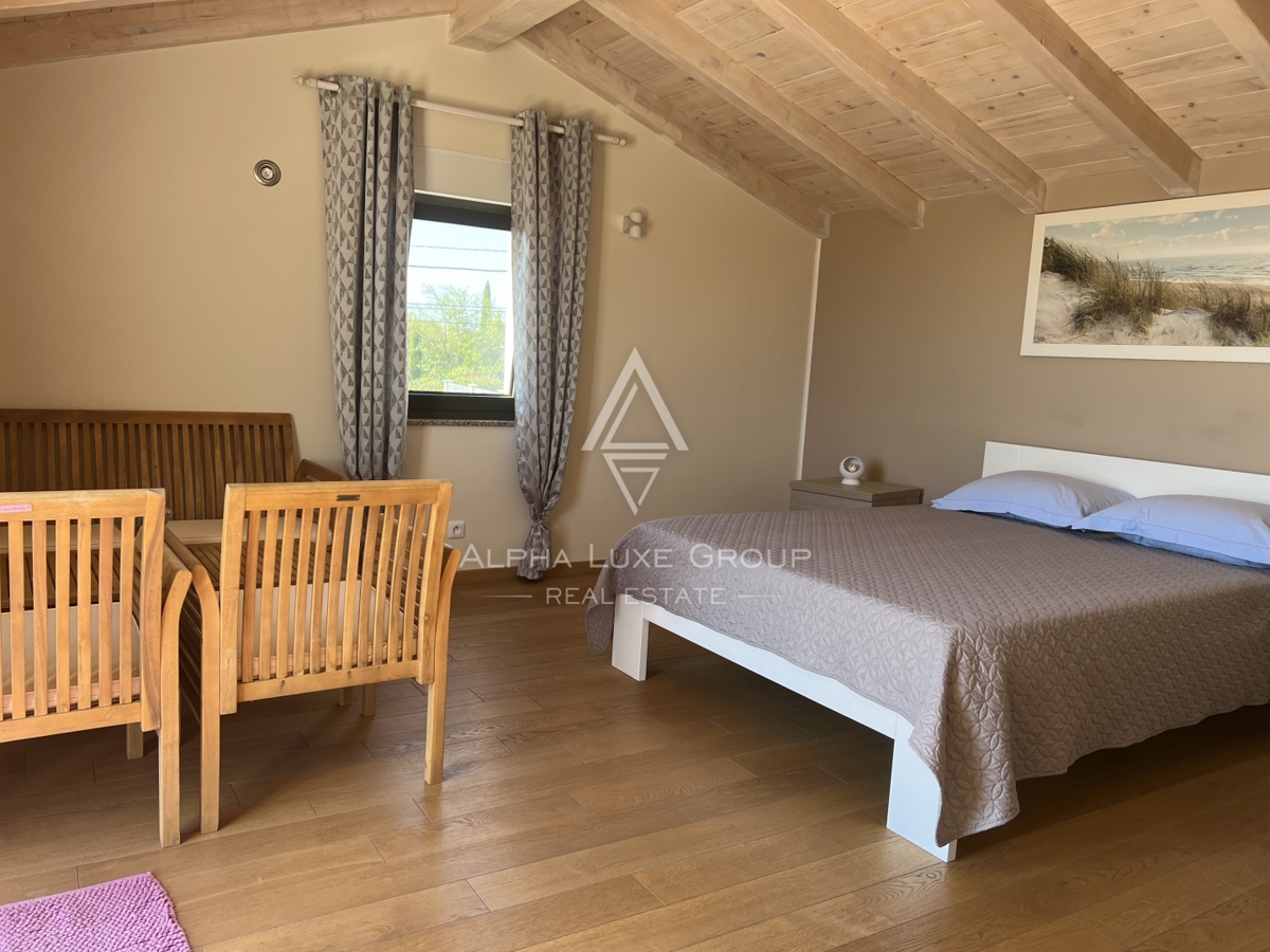 Istra, Juršići – Opremljena hiša z vrtom in razgledom | Ekskluzivna priložnost