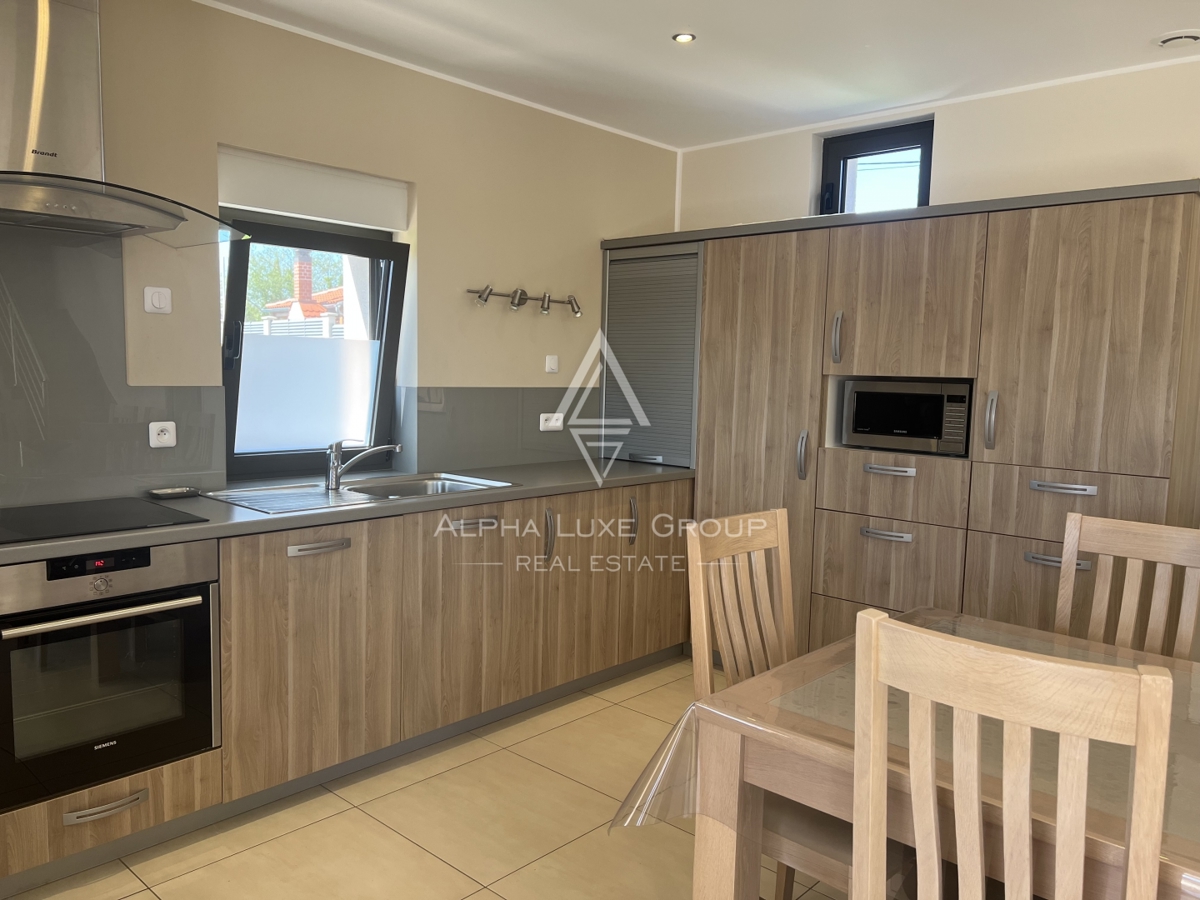 Istra, Juršići – Opremljena hiša z vrtom in razgledom | Ekskluzivna priložnost