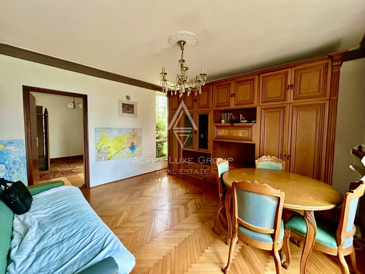 Istra, Umag: Stanovanje dvorišče garaža blizu morja