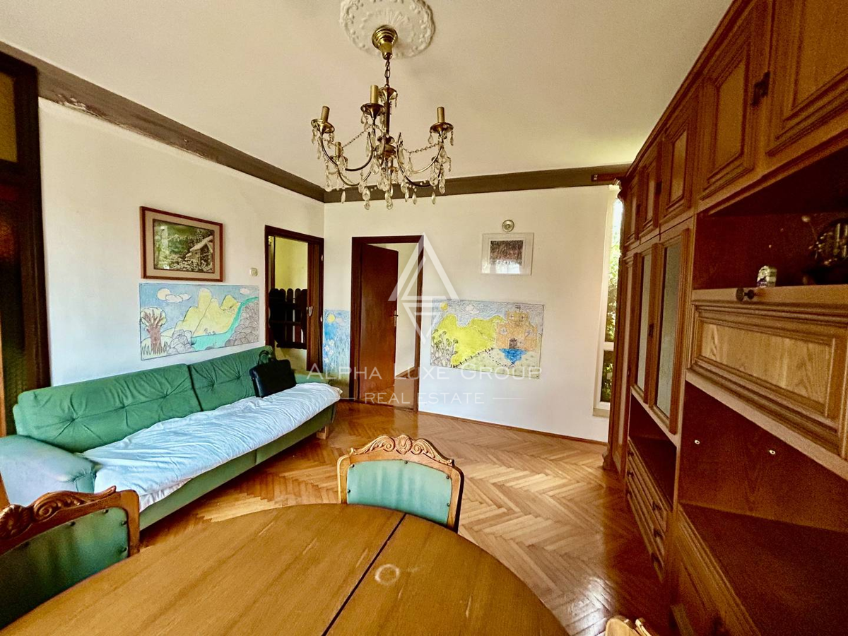 Istra, Umag: Stanovanje dvorišče garaža blizu morja