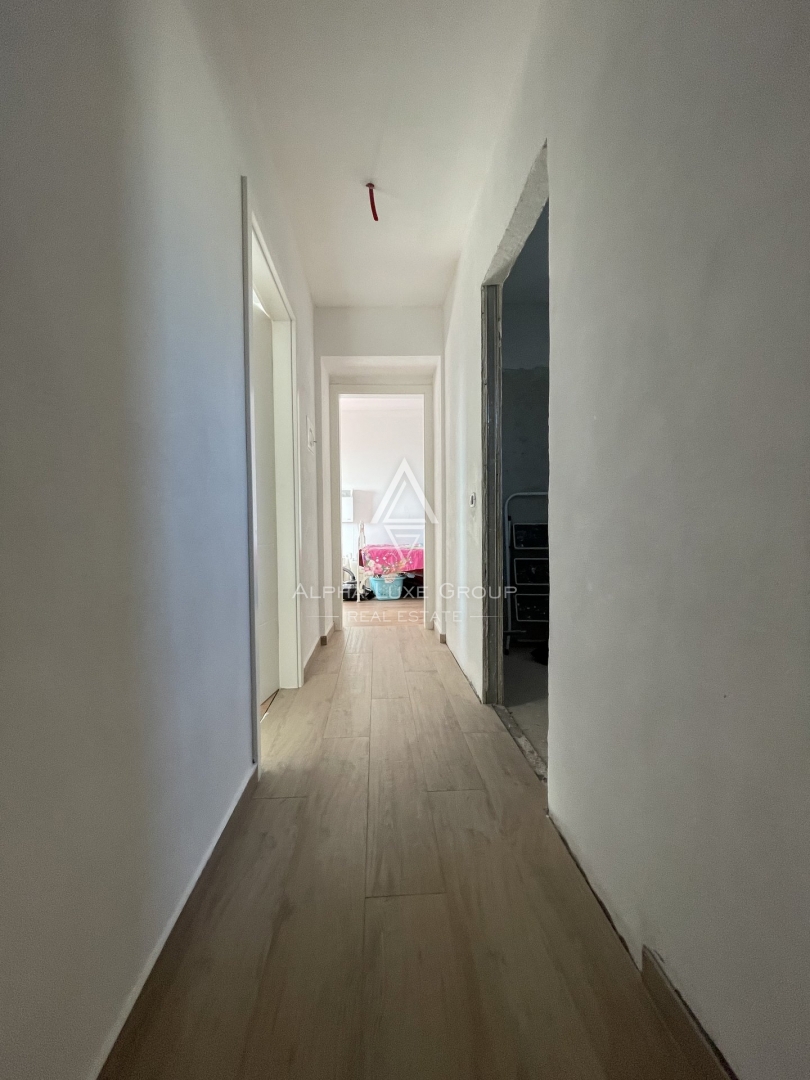 Istra, Kaštelir, Vrstna hiša s pogledom na morje naprodaj