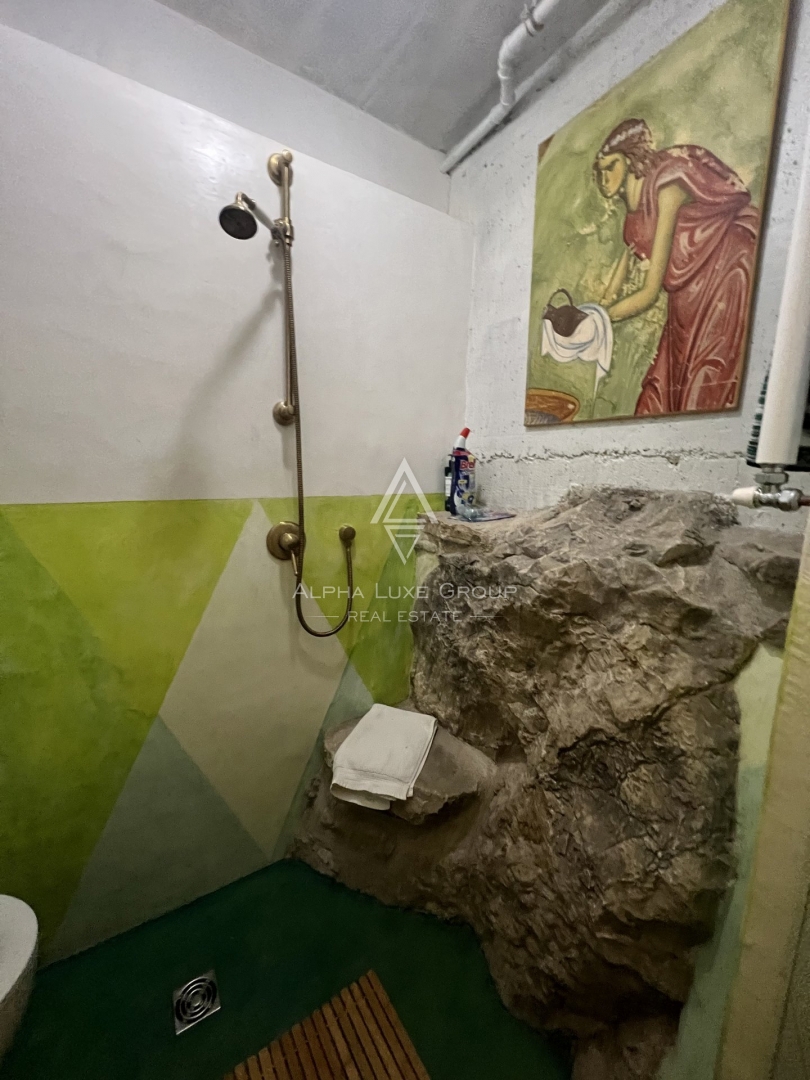 Buje, Istra: Čudovita kamnita vila s panoramskim razgledom naprodaj