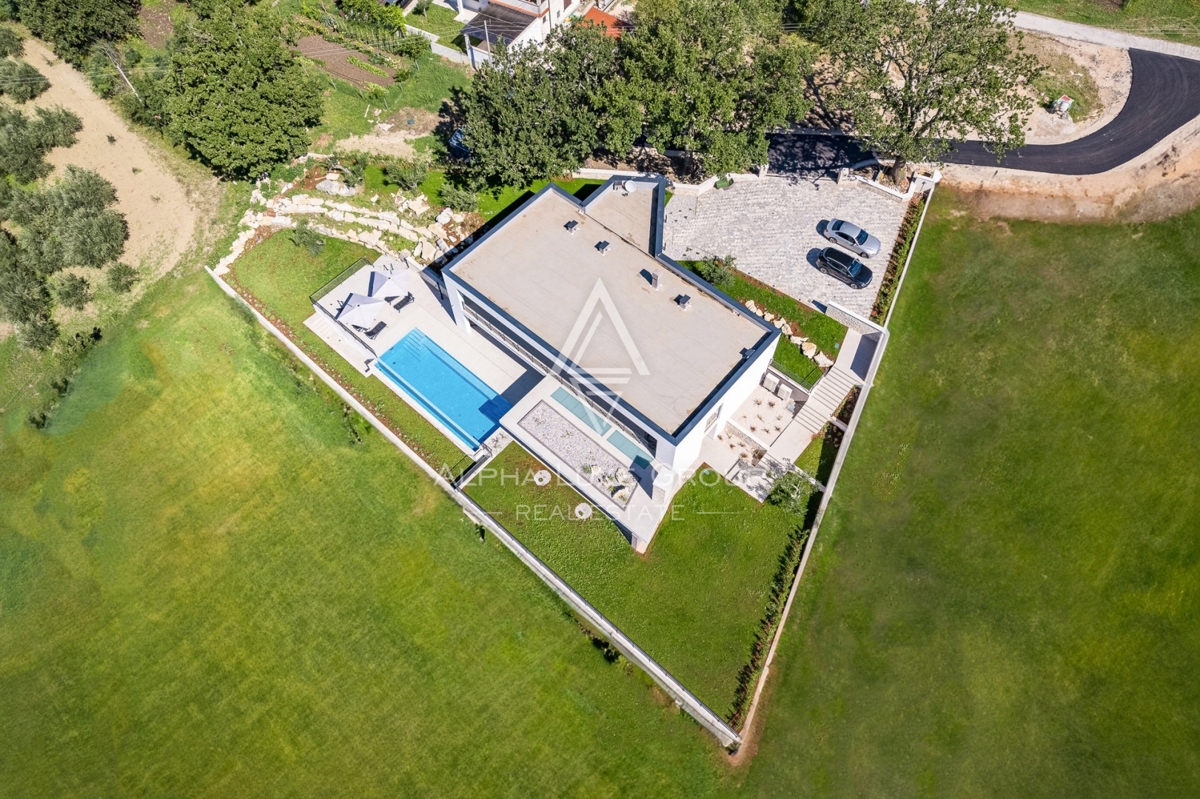 Istra, Grožnjan: Razkošna vila z razgledom na reko Mirna in morje