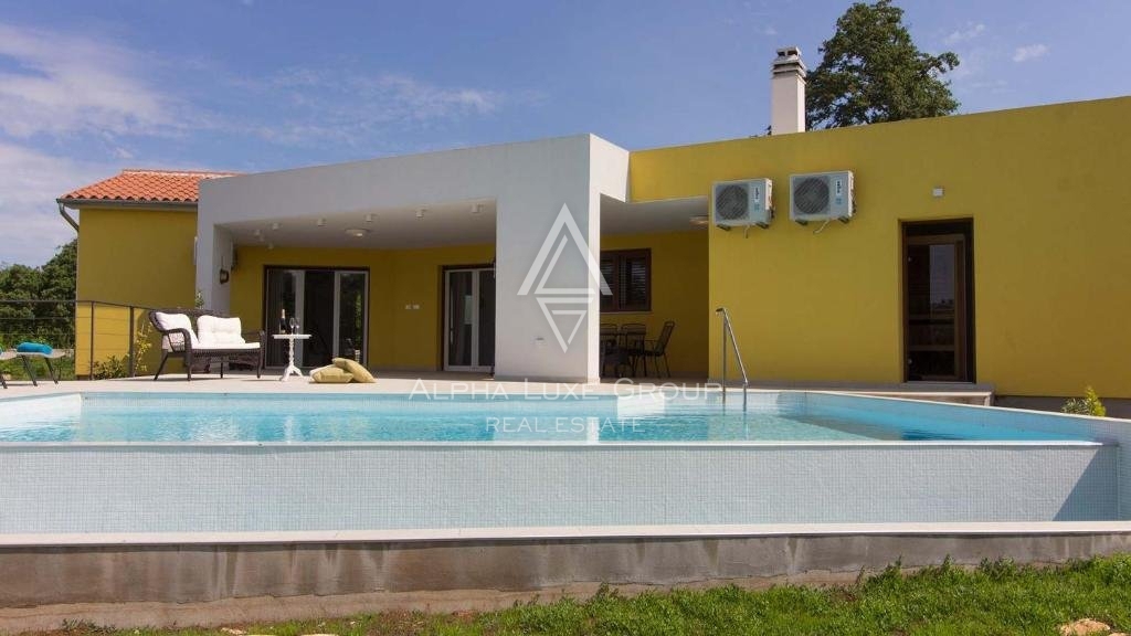 Svetvinčenat, Istra: Sodobna vila na odlični lokaciji