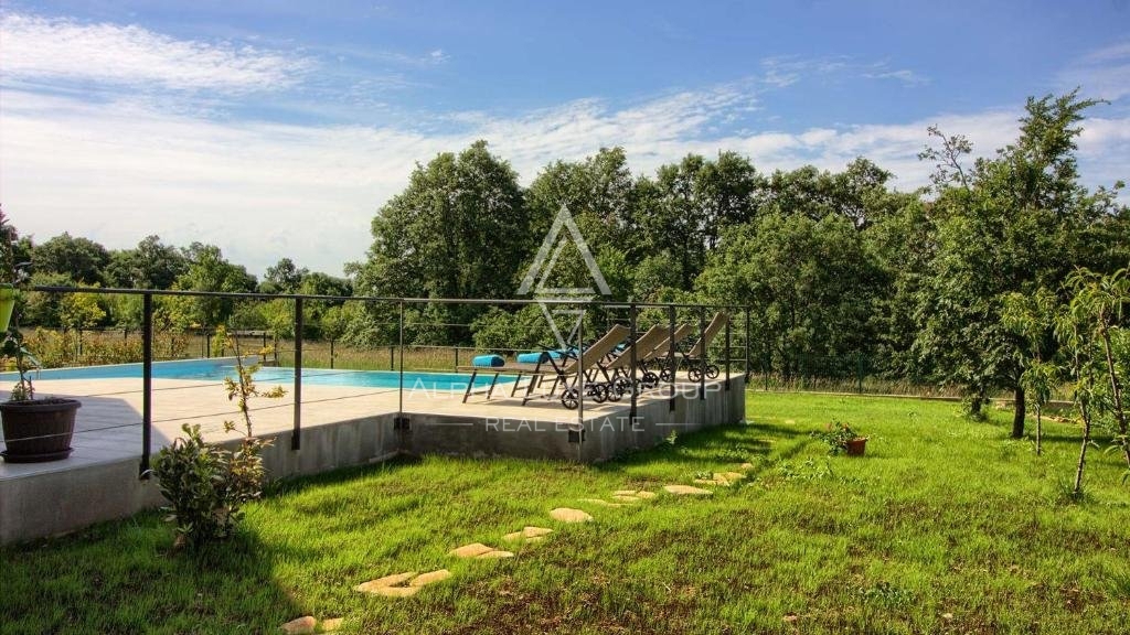 Svetvinčenat, Istra: Sodobna vila na odlični lokaciji