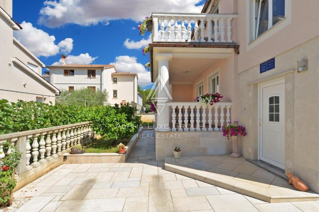Fažana, Istra - Stanovanjska hiša blizu plaže