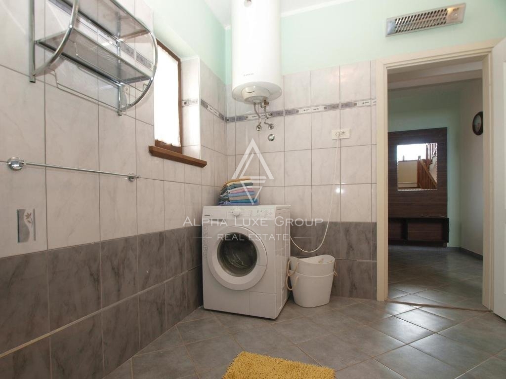 Pazin, Istra: Razkošna vila z bazenom naprodaj