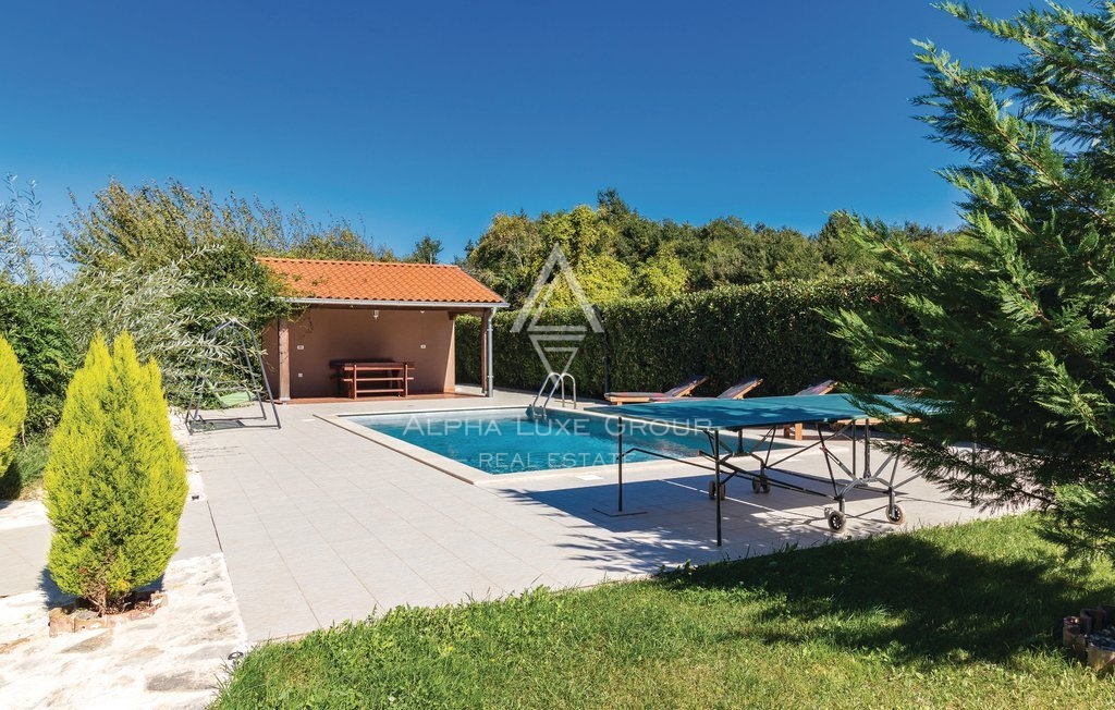 Čudovita kamnita vila z bazenom, Istra, Svetvinčenat