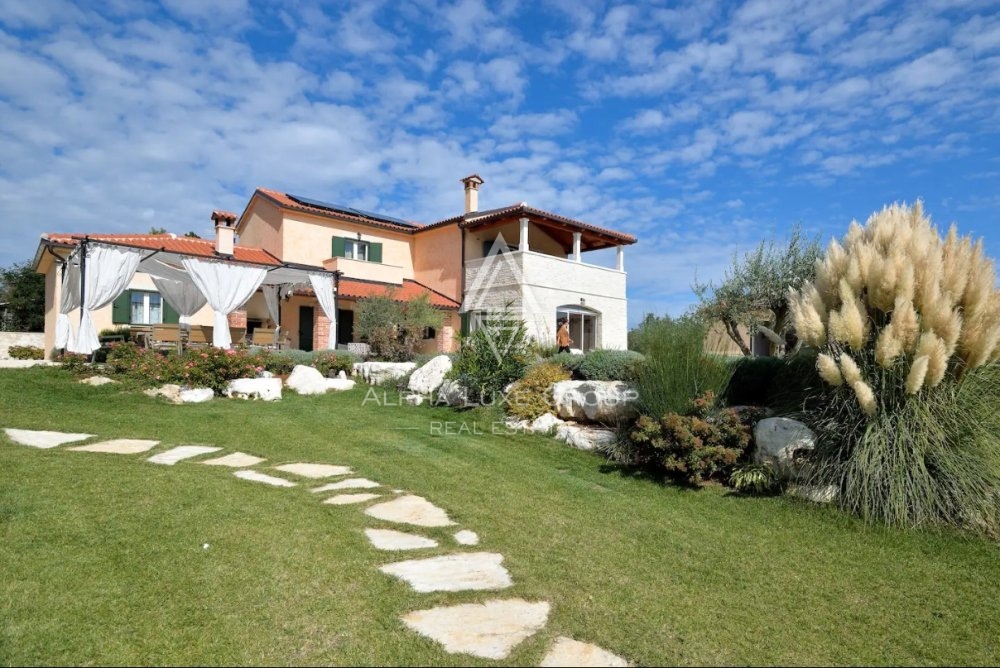 Istra, Višnjan: Istrska vila obdana z naravno lepoto