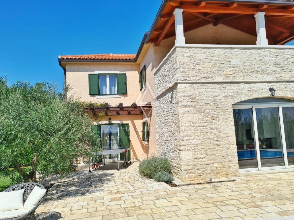 Istra, Višnjan: Istrska vila obdana z naravno lepoto