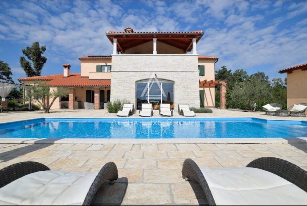 Istra, Višnjan: Istrska vila obdana z naravno lepoto