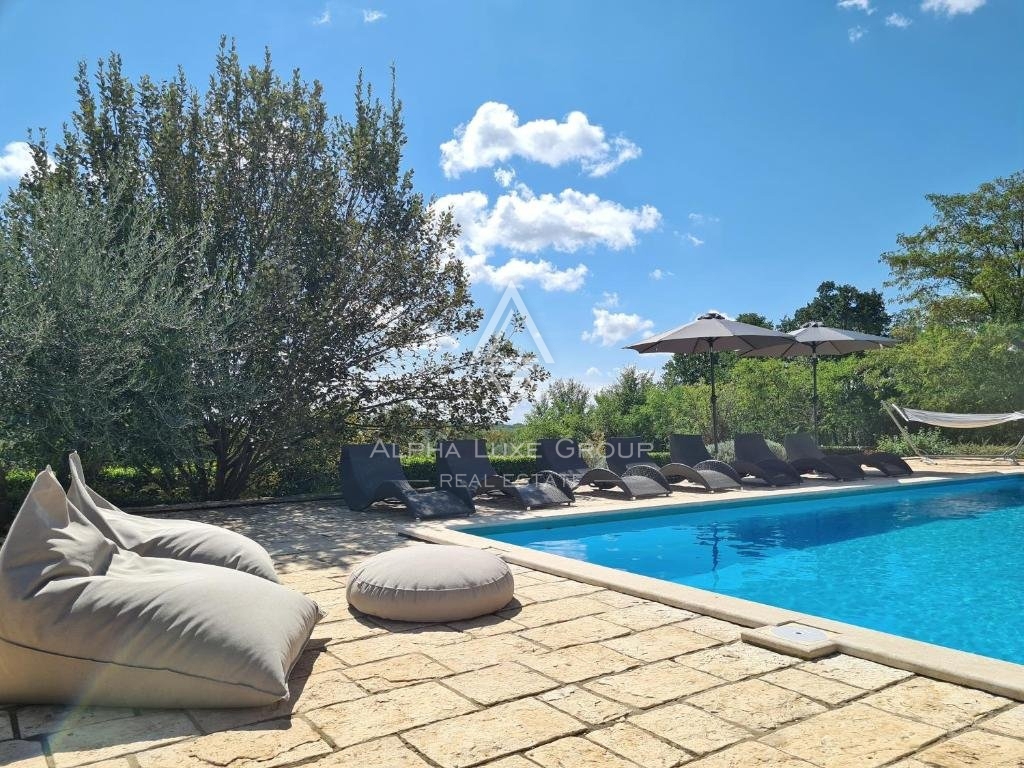 Istra, Višnjan: Istrska vila obdana z naravno lepoto