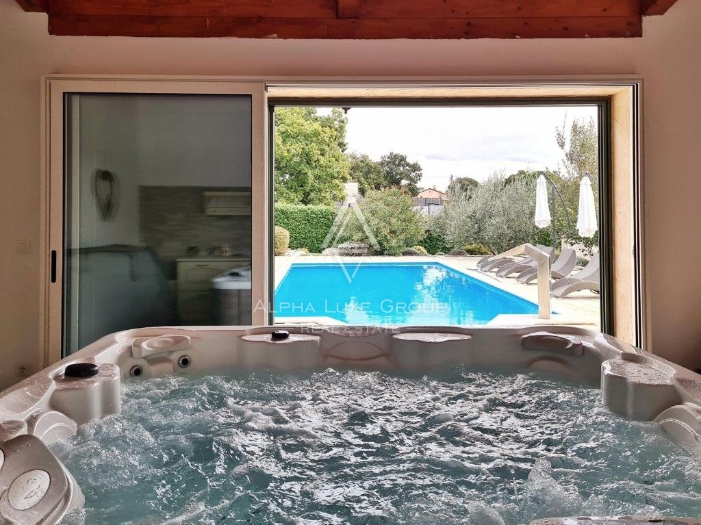 Istra, Višnjan: Istrska vila obdana z naravno lepoto