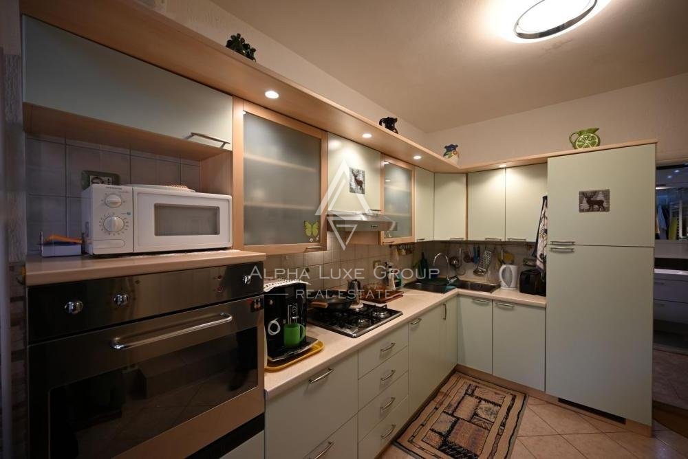 Apartmajska hiša s pogledom na morje, Istra, Pula