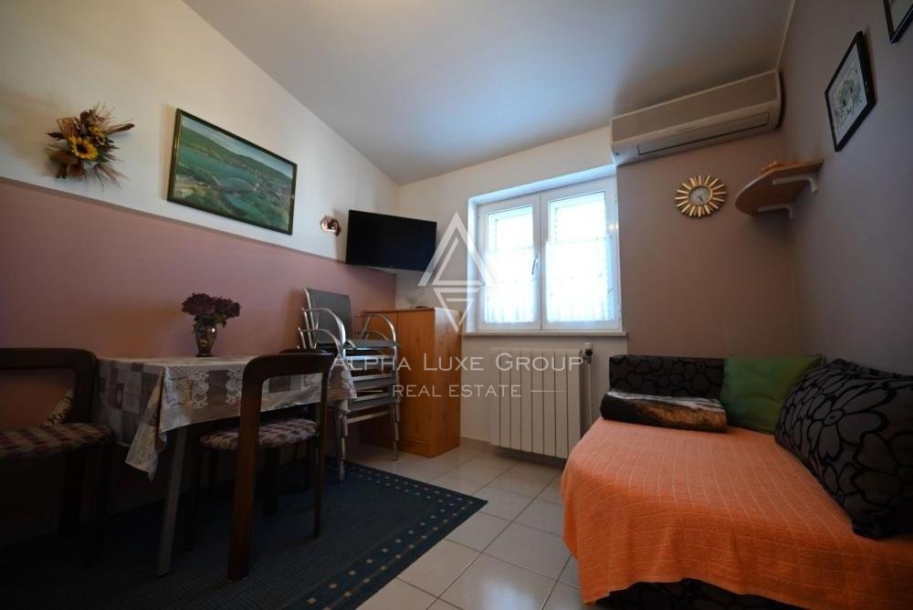 Apartmajska hiša s pogledom na morje, Istra, Pula