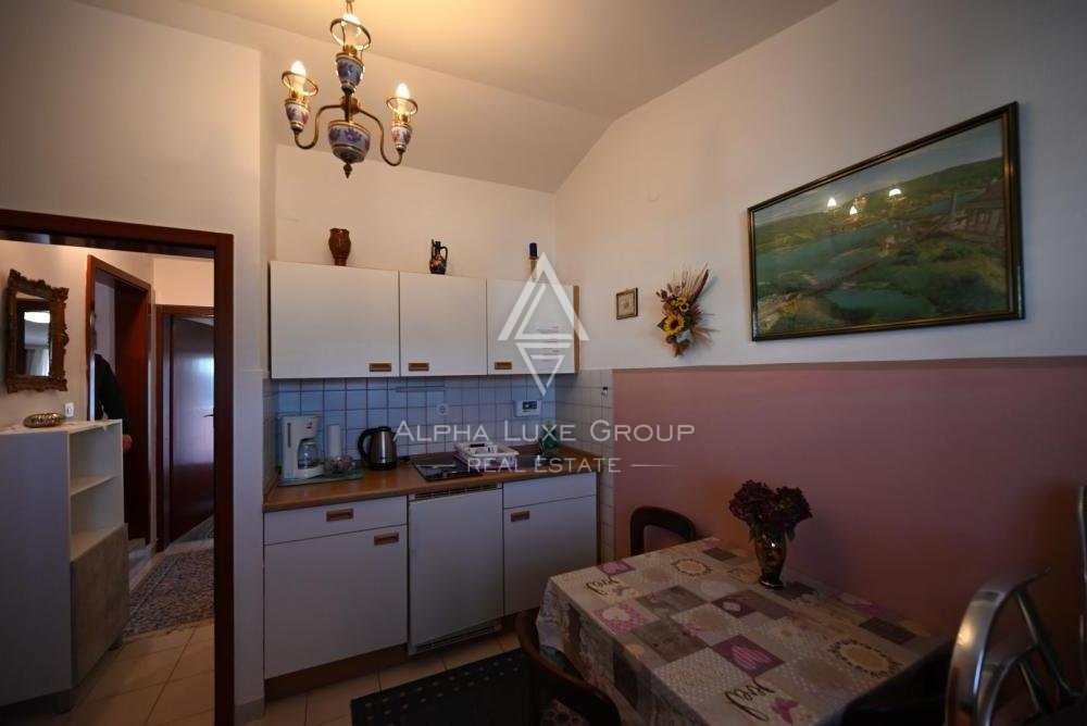 Apartmajska hiša s pogledom na morje, Istra, Pula