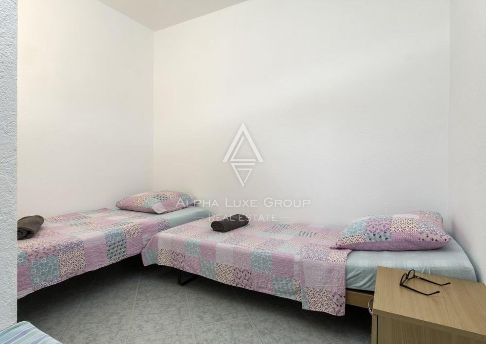 Apartma s pogledom na morje blizu morja, Istra, Pula